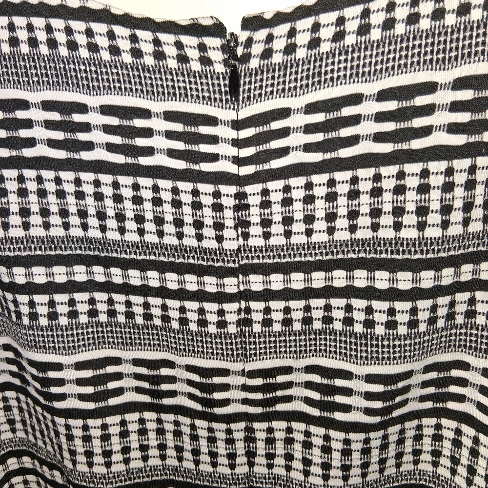 LOFT Dress - Picture 5 of 7